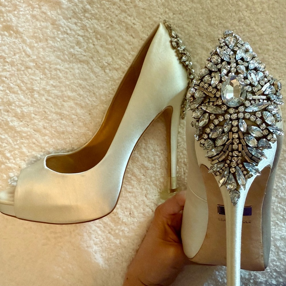 Badgley Mischka Kiara Ivory Heels